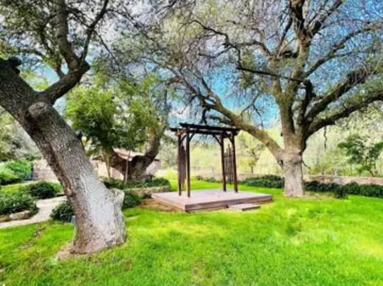 Maaseutuhotelli El Rancho Robles