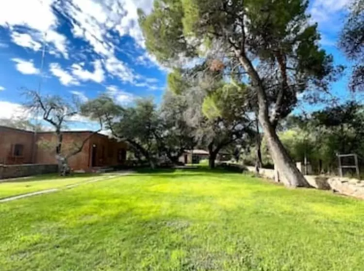 Maaseutuhotelli El Rancho Robles