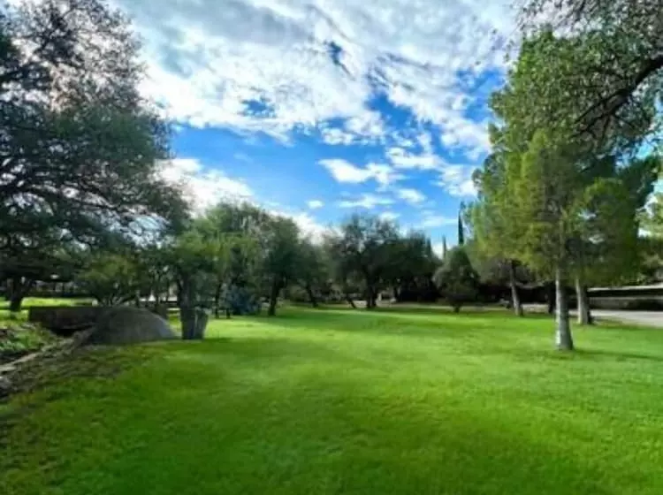 Maaseutuhotelli El Rancho Robles