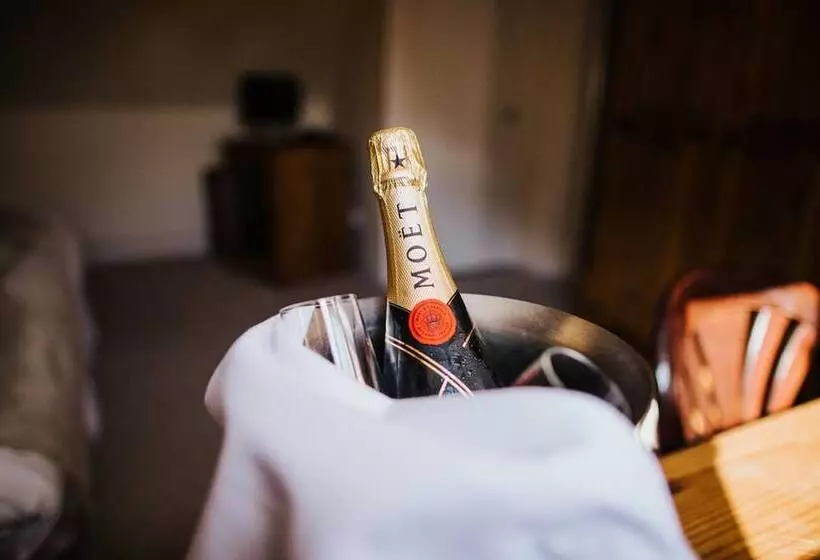 Hotelli The Stratton House