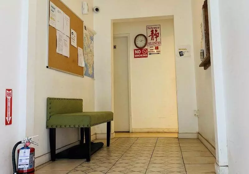 Kamway Lodge & Travel   Hostel