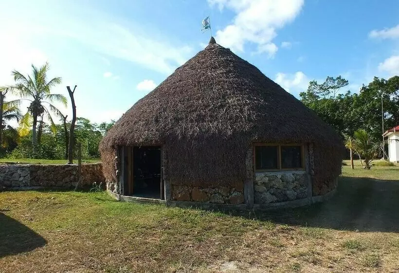 پانسیون Fenepaza