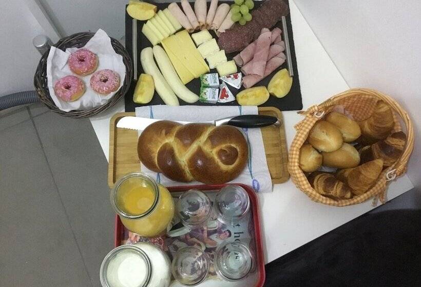 Majatalo Maison D Hôtes Bleu Cudrefin