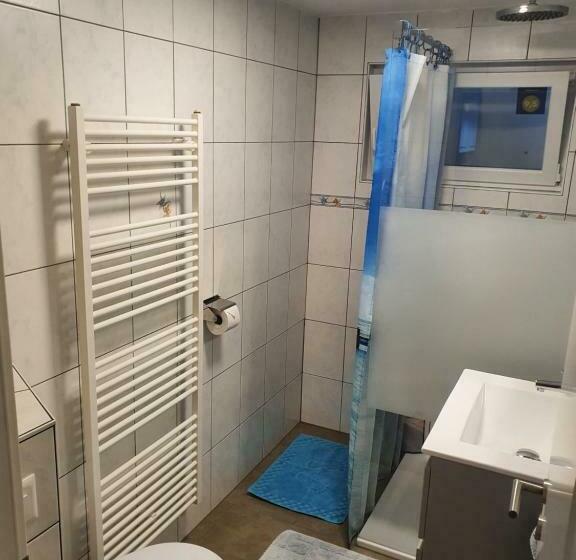 Majatalo Maison D Hôtes Bleu Cudrefin