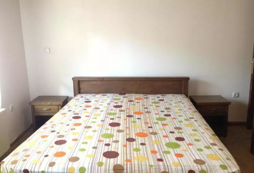 ペンション Ristevata Guest House