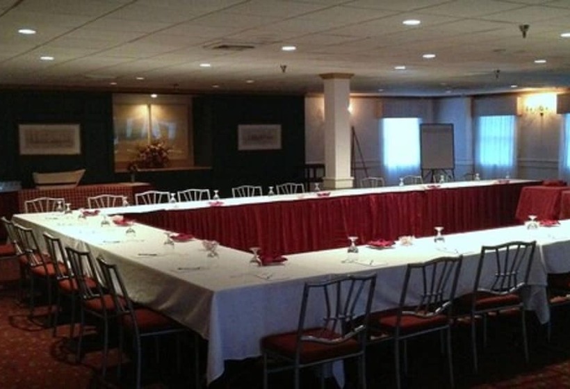 هتل Nantucket Inn