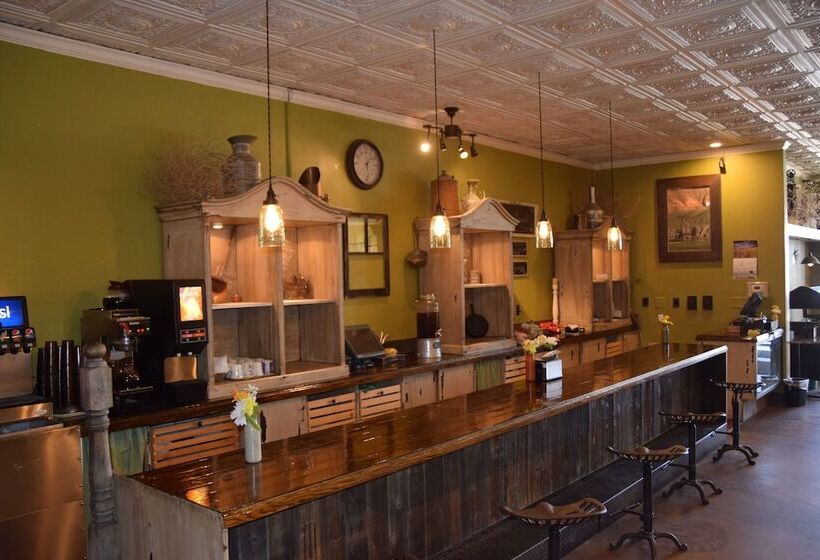 هتل National 9 Inn Gillette