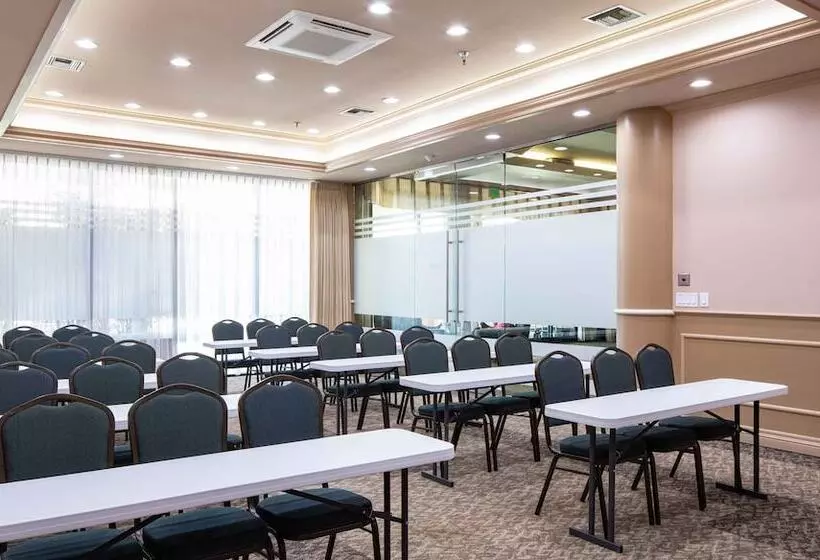 ホテル New Gardena