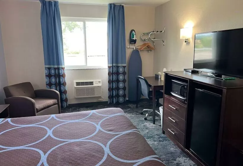 ホテル Super 8 By Wyndham Columbus Edinburgh