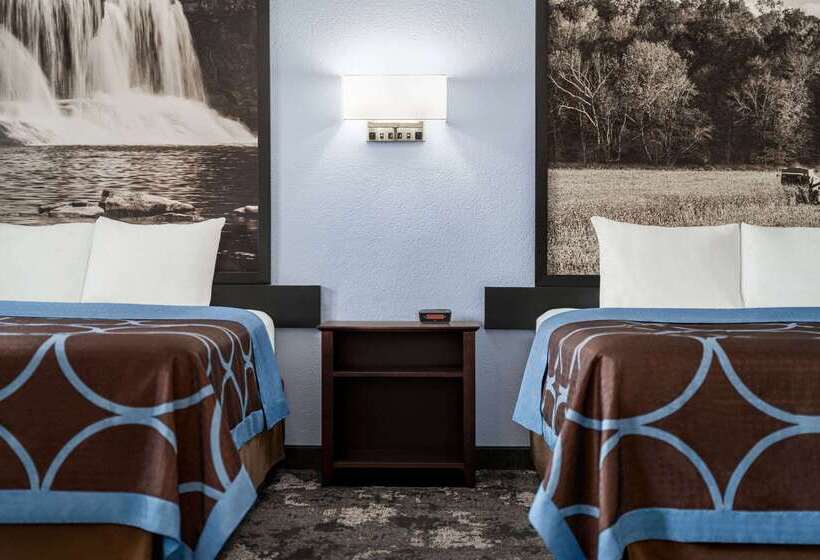 ホテル Super 8 By Wyndham Columbus Edinburgh