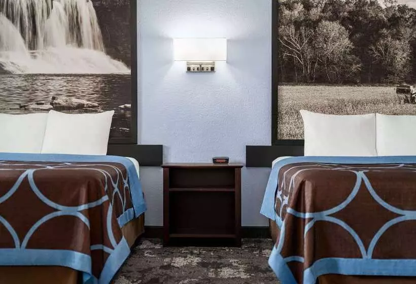 ホテル Super 8 By Wyndham Columbus Edinburgh