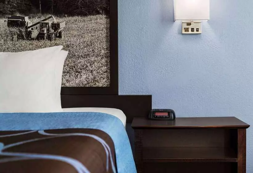 ホテル Super 8 By Wyndham Columbus Edinburgh