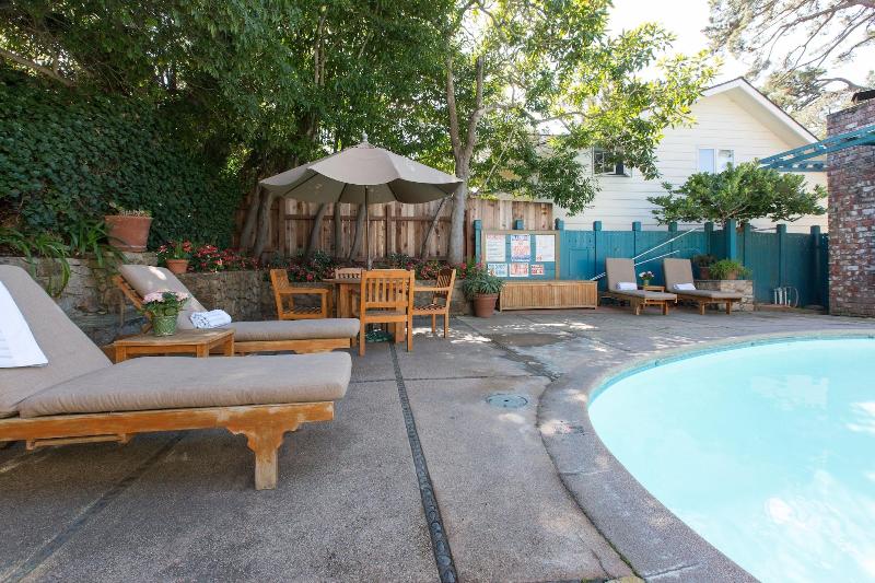 ホテル Normandy Inn