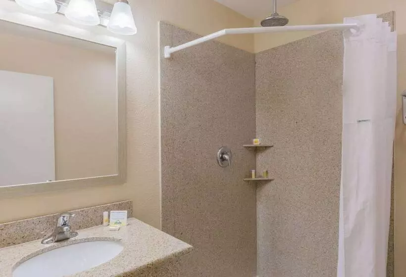 모텔 Days Inn By Wyndham Santa Maria