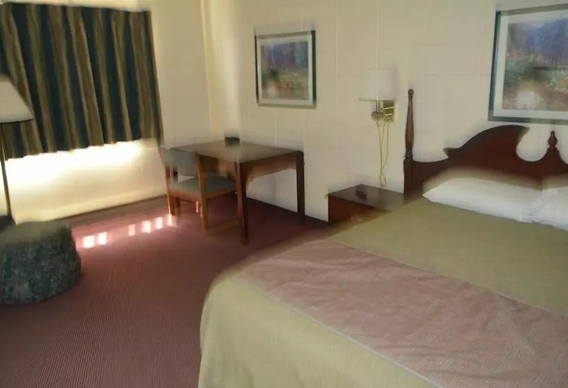 Мотель Grand Inn Fargo