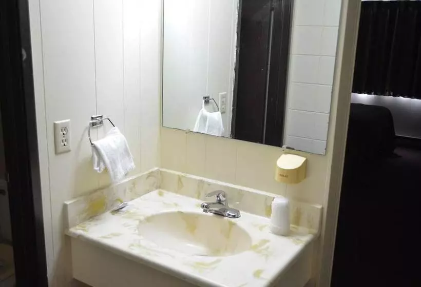 Мотель Grand Inn Fargo