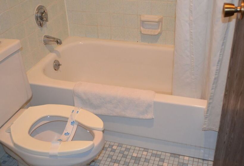 فندق على الطريق Grand Inn Fargo