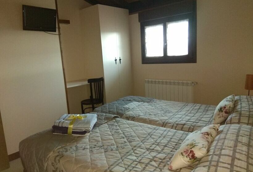 פנסיון La Cerca De Doña Jimena