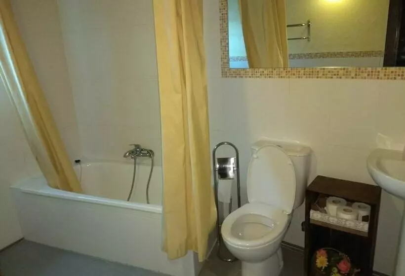 Majatalo La Cerca De Doña Jimena