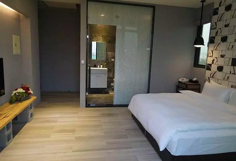 Chance Villa