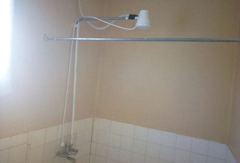 هتل Falls Hippo Point