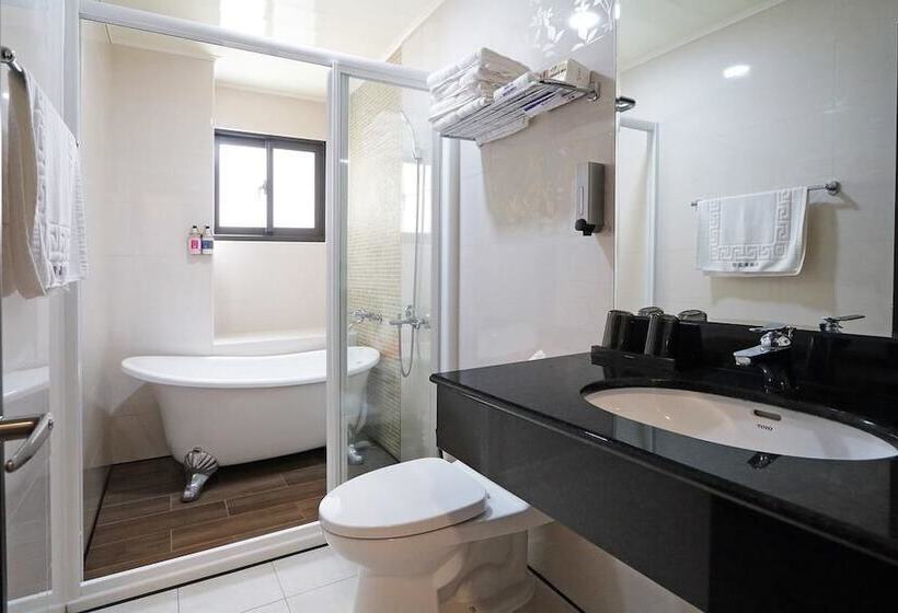 Penghu Little Apple B&b