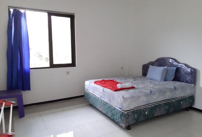 پانسیون Cahaya Bukit Cemara