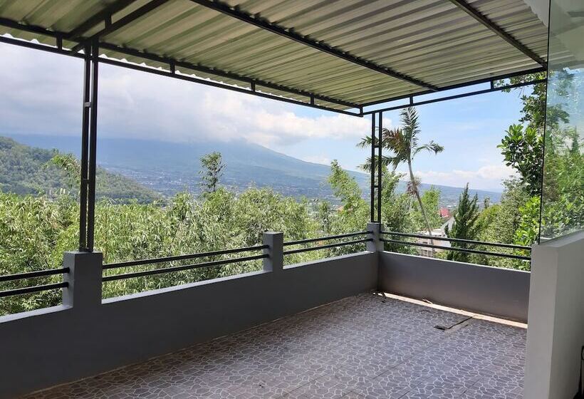 پانسیون Cahaya Bukit Cemara