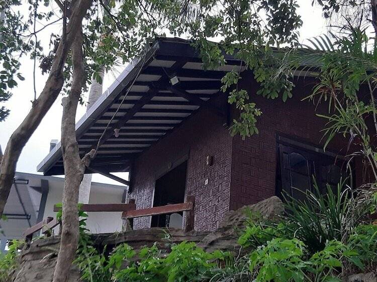 پانسیون Cahaya Bukit Cemara