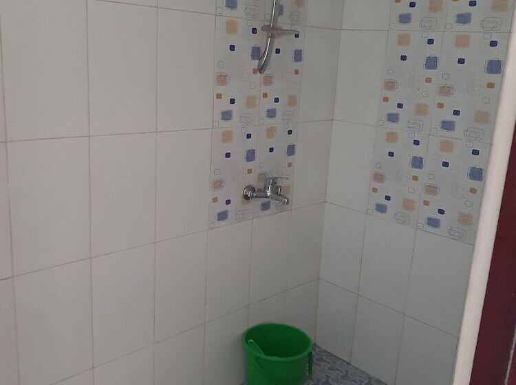 پانسیون Cahaya Bukit Cemara