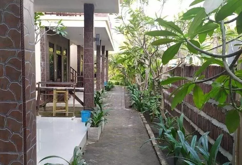 ペンション Kusuka Bungalows