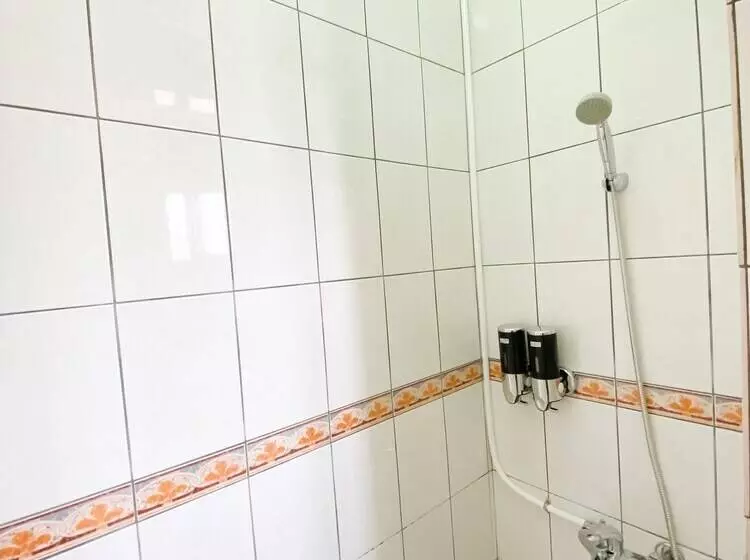 پانسیون Da Ren Ju Tainan Hostel
