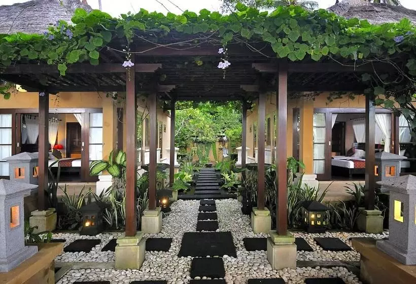 Villa Talia Vashti   Oceanfront Villa With Private Sea Access, Pool & Cook