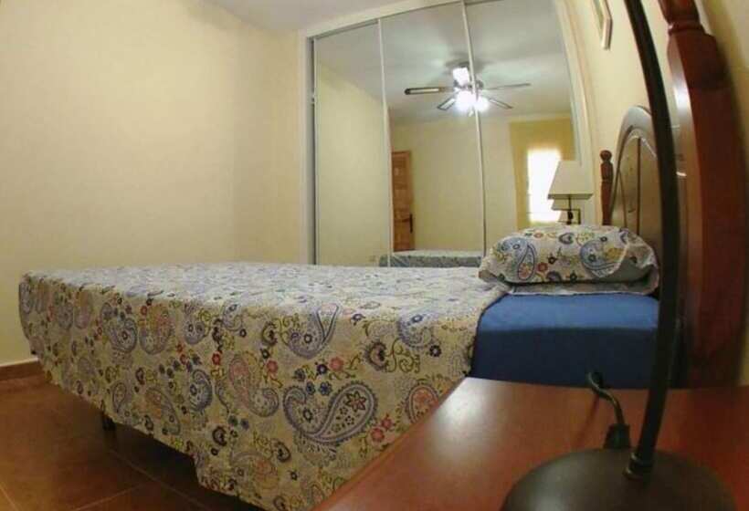 106637   Apartment In Zahara