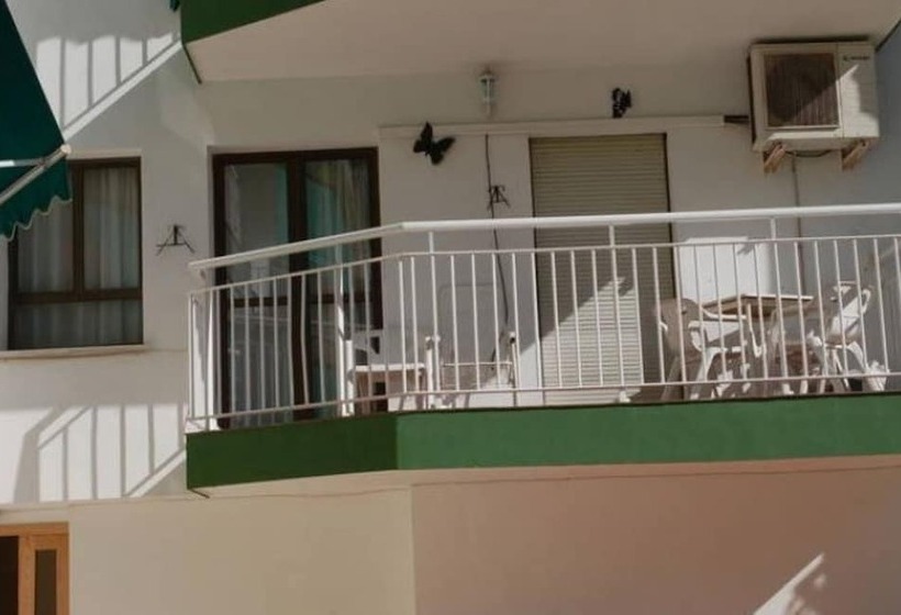 107273    Apartment In Fuengirola