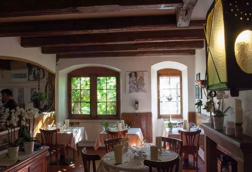 ユースホステル De La Place