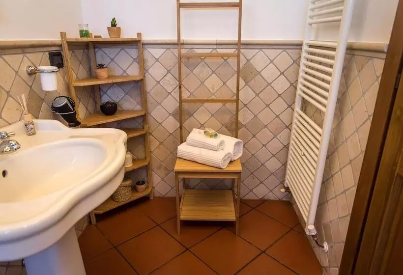 B&b I Pini Di Storaco