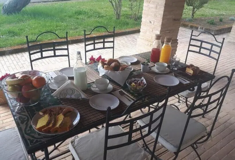 B&b I Pini Di Storaco