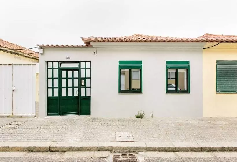 Espinho Beach 4 Stays