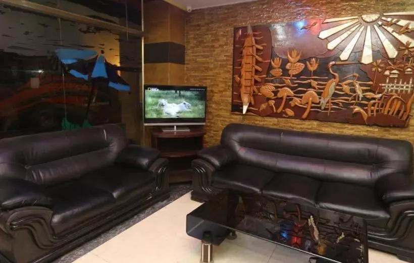 هتل Grand Beach Resort