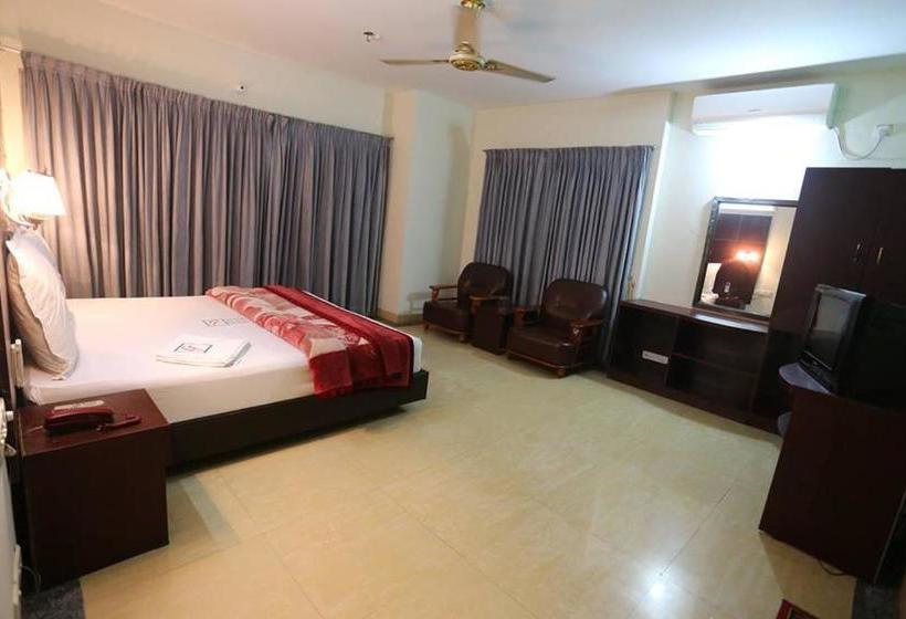 هتل Grand Beach Resort