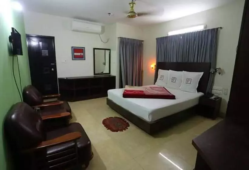 هتل Grand Beach Resort