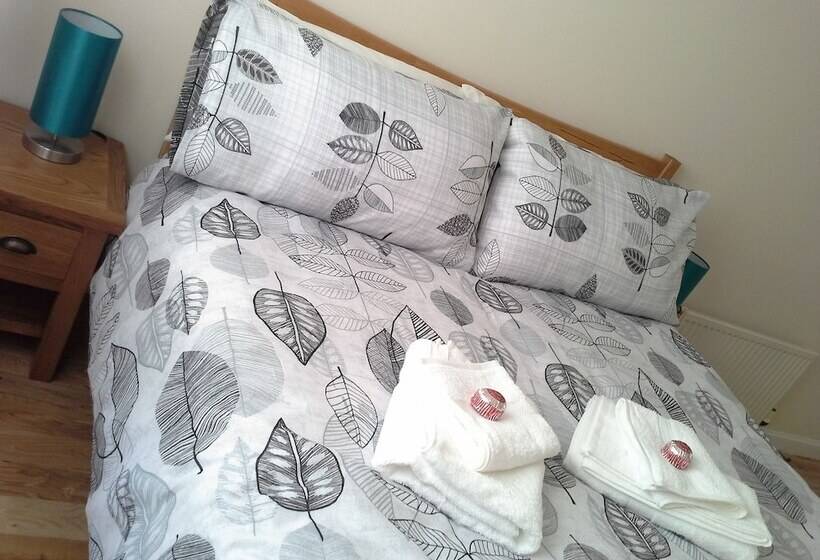 Modern Leith Apartment