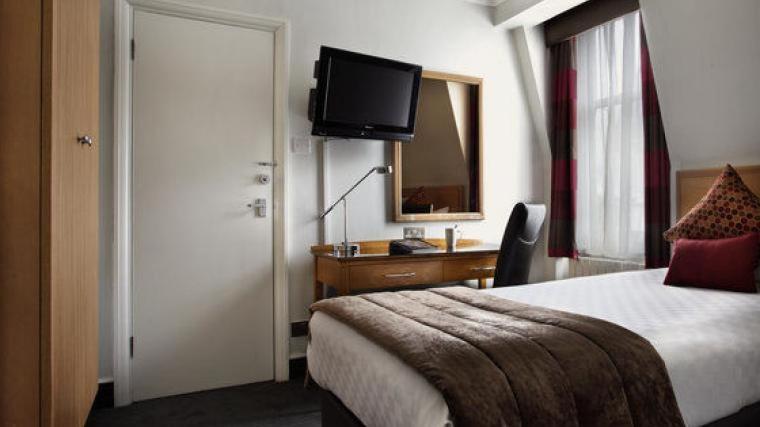 Petra Cabin Roof Top Hostel