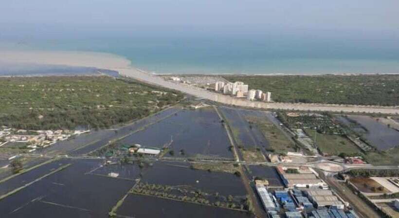 Spacious Apartment With Balcony Guardamar Del Segura 100 M²