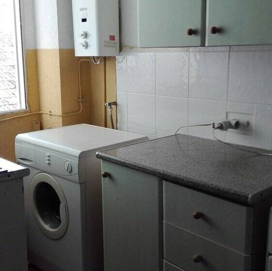 Spacious Apartment With Balcony Guardamar Del Segura 100 M²