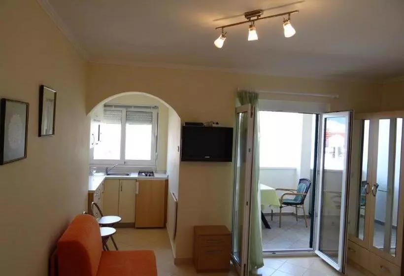 Apartments Ena