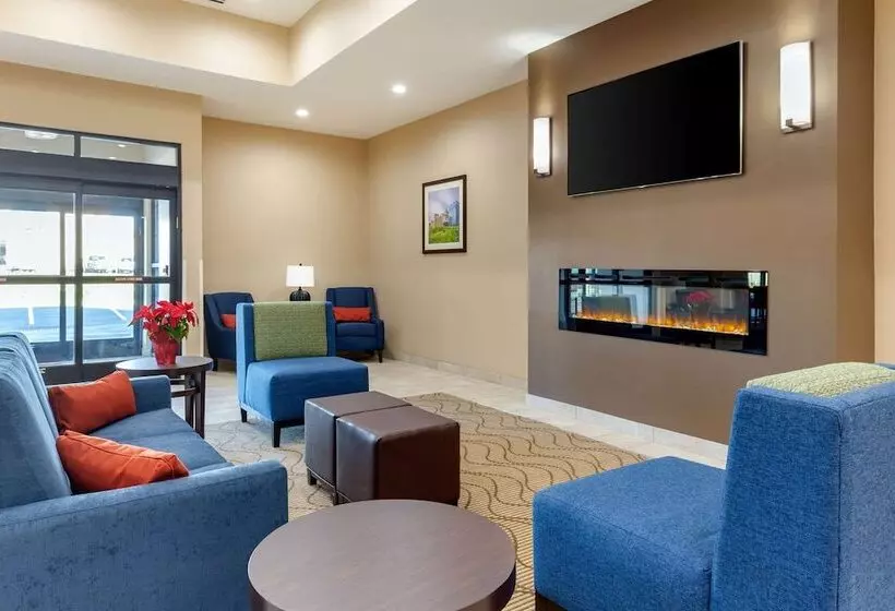 هتل Comfort Suites Greensboro High Point