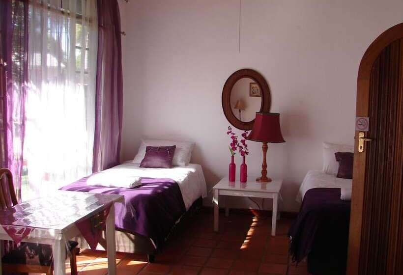 ペンション Harties Wellness Centre & Accommodation