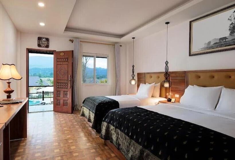 בית מלון כפרי Sansan Resort